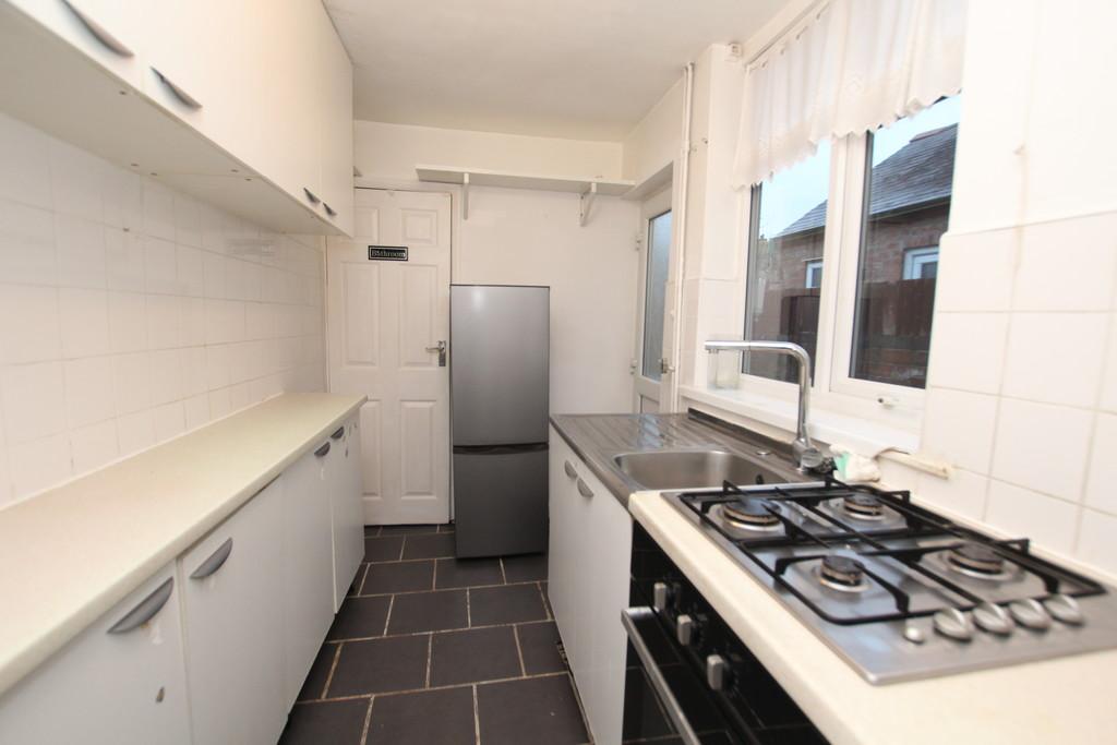 Dorset Road, Coventry 3 bed end of terrace house £775 pcm (£179 pw)