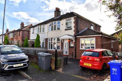 6 bedroom semi-detached house to rent, Mornington Crescent, Fallowfield, Manchester