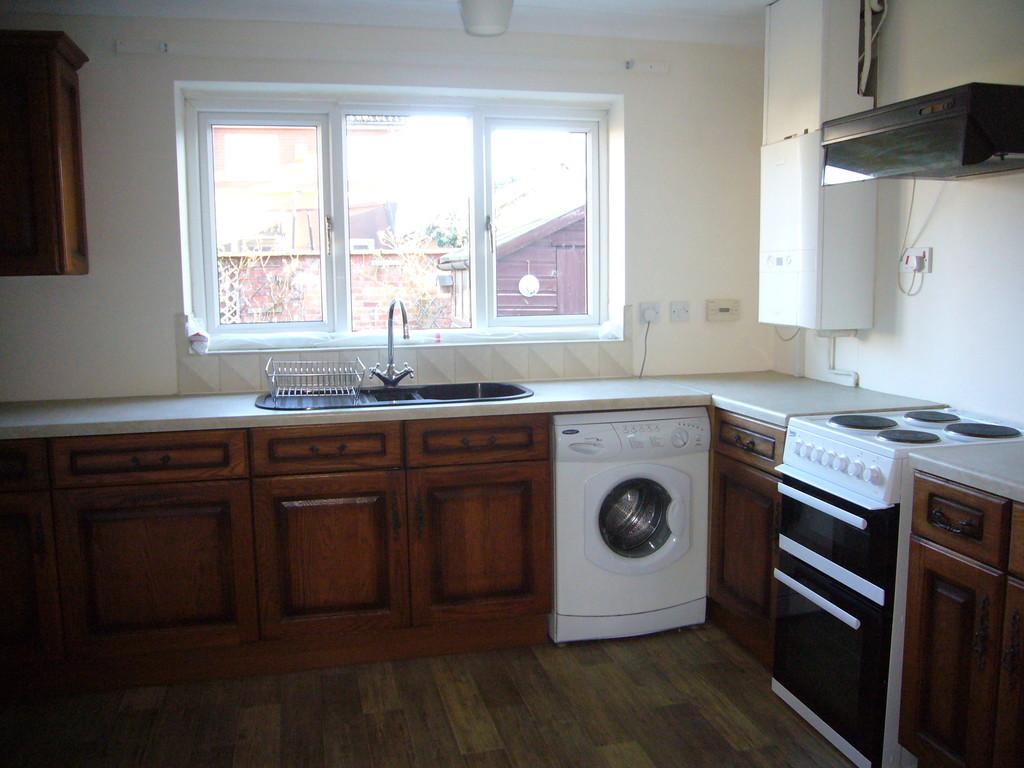 The Malt Kilns, Goole, DN14 5BN 2 bed detached bungalow £750 pcm (£