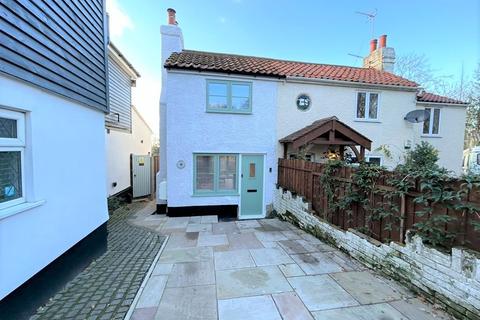 2 bedroom cottage for sale - Woodgreen Road, Waltham Abbey