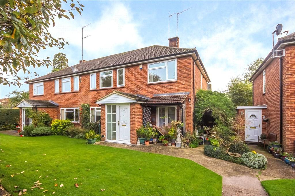 Pondsmeade, Redbourn, Hertfordshire 2 bed flat £1,195 pcm (£276 pw)