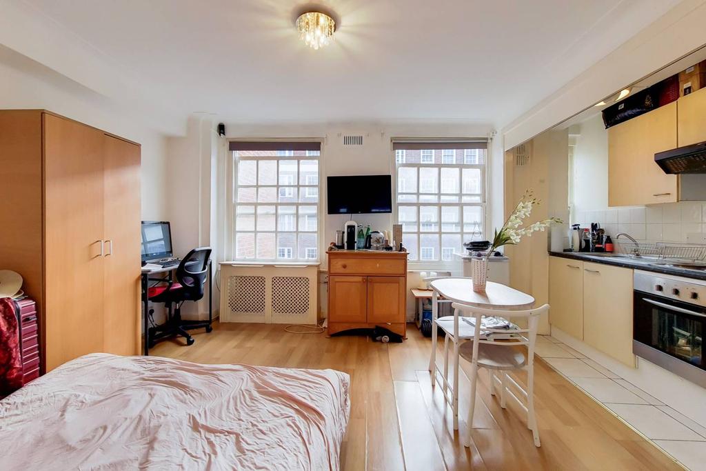 Edgware Road, W2, Hyde Park Estate, London, W2 Studio for sale £250,000