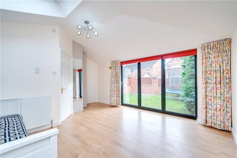 1 Walkers Mount, Leeds, LS6 2SD