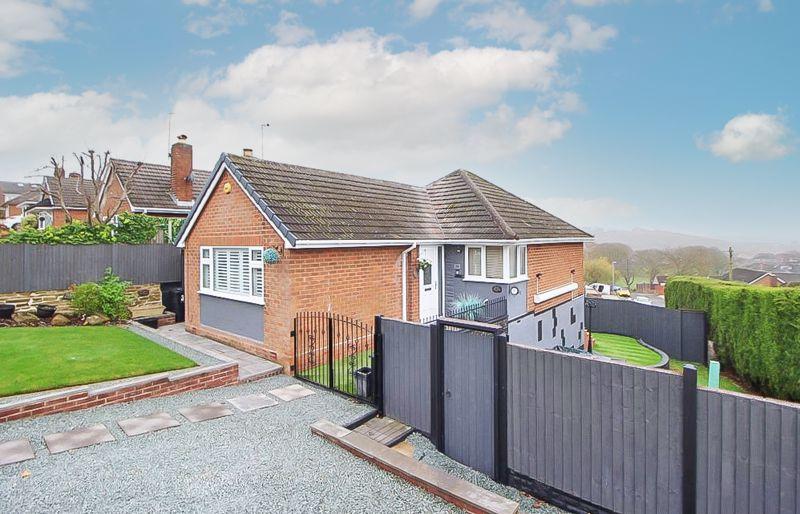 Kipling Road, THE STRAITS, DY3 3DZ 2 bed detached bungalow £300,000