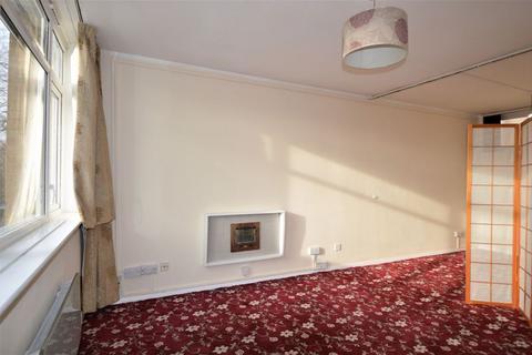 Studio to rent, 60 Woodnorton Drive, Moseley, B13 8QA