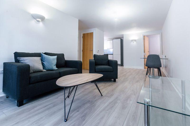 Apartment in Bristol - View 3