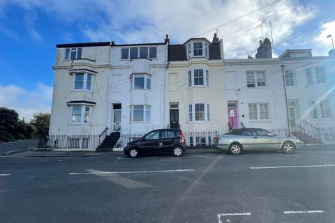 5 bedroom terraced house to rent - Bath Street, Brighton,