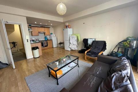 4 bedroom flat to rent - St James Street, Brighton,