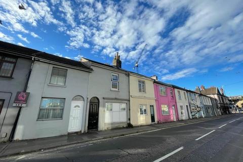 4 bedroom terraced house to rent - Viaduct Road, Brighton,