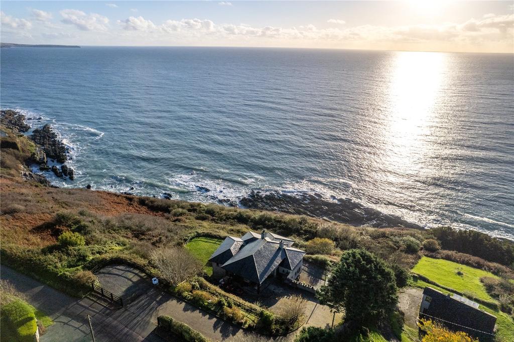 Coast Road, Fountainstown, Co Cork 4 bed detached house £1,851,374