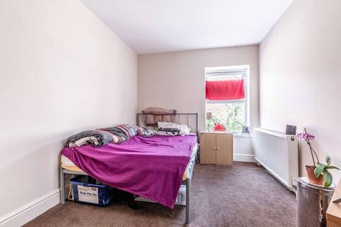 2 bedroom flat to rent - Alma Road, , Windsor
