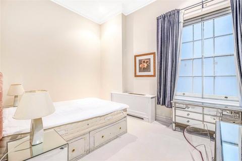 2 bedroom apartment to rent, Curzon Square, W1J
