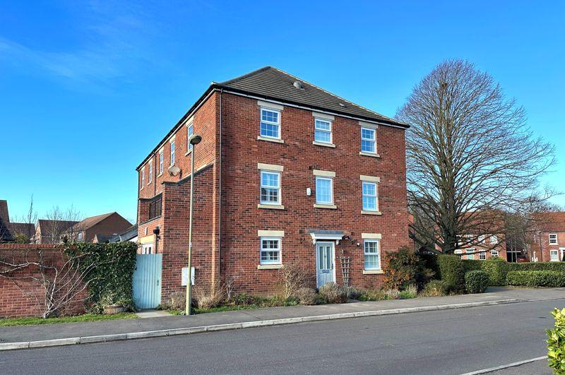 Chilton Field Way, Chilton 4 bed semidetached house for sale £409,995