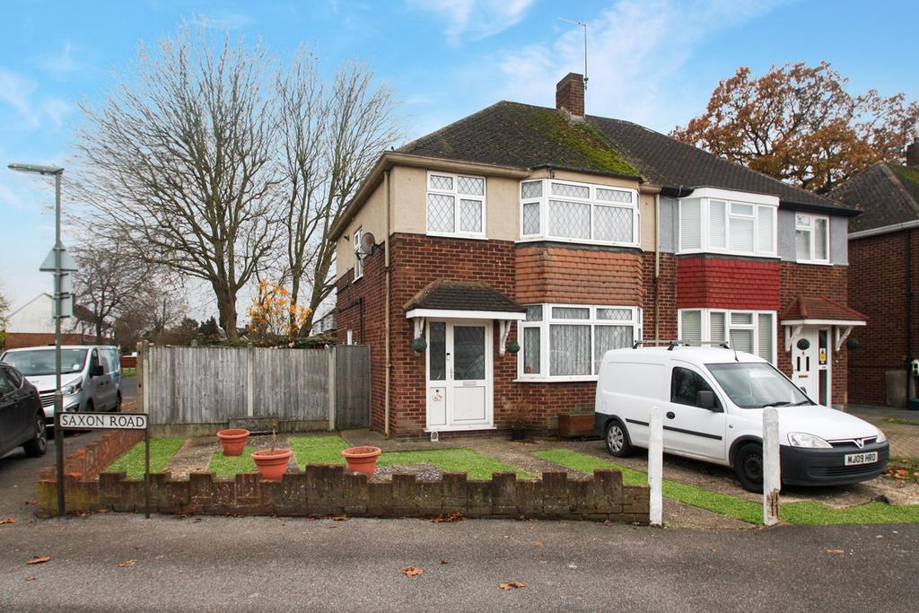 Feltham Hill Road, Ashford, TW15 3 bed semidetached house for sale £