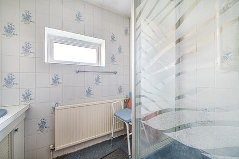 2 Knowlton Green, Bromley, BR2 9DH