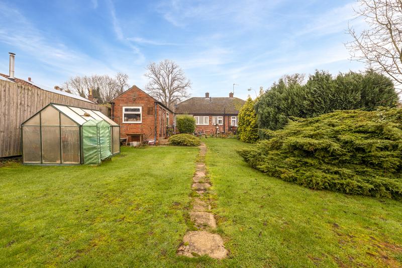 Riseholme Lane, Riseholme, Lincoln, Lincolnshire, LN2 2LD 2 bed