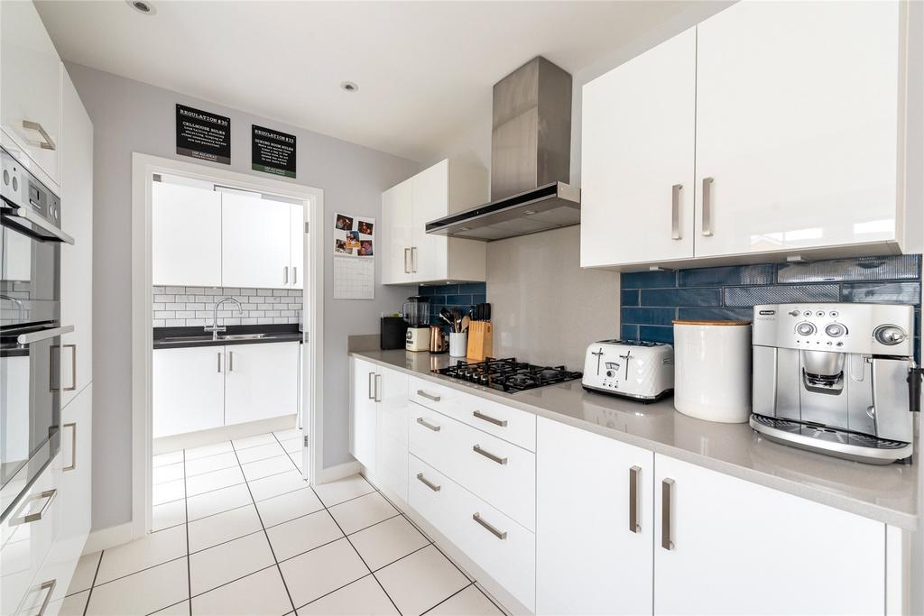 Kitchen/Breakfast Rm