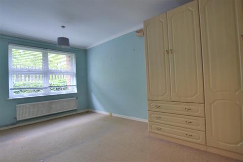 2 bedroom apartment for sale - Lower High Street, Watford