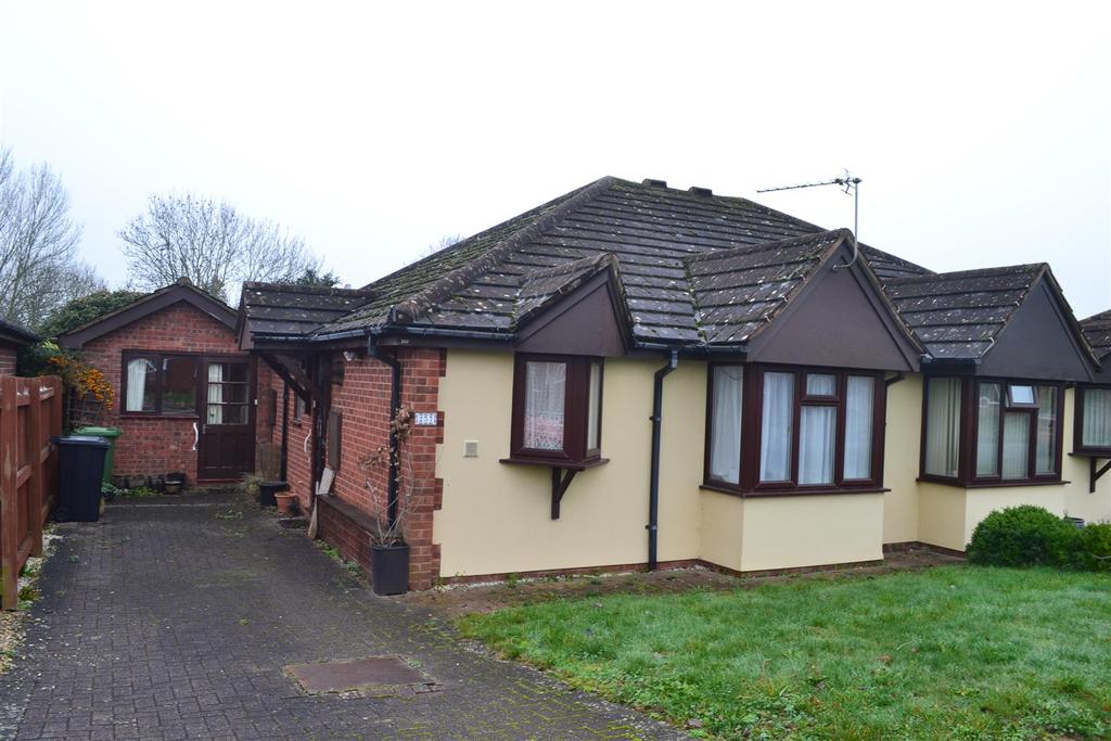 Buckfield Road, Leominster 2 bed semidetached bungalow £210,000