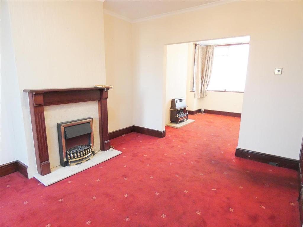 Stanford Avenue, Great Barr, Birmingham 3 bed semidetached house £
