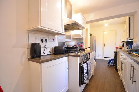5 bedroom terraced house to rent - 2023/2024 ACADEMIC YEAR Lovely 5 Double Bedroom, 2 Bathrooms House on Milner Road, Selly Oak, Birmingham, Free...