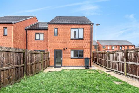 3 bedroom semi-detached house to rent - Blodwell Street, Salford, M6 5RX