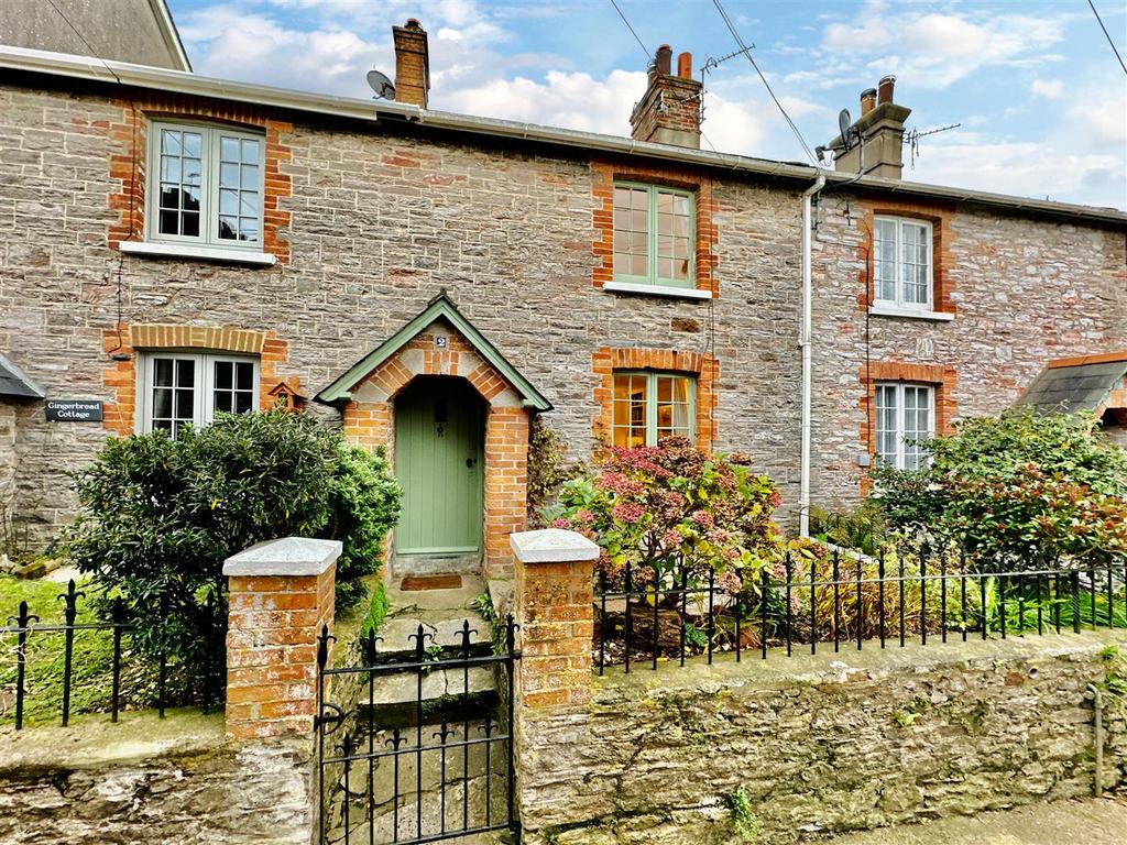 Bakers Hill, St Marys, Brixham 2 bed terraced house £240,000