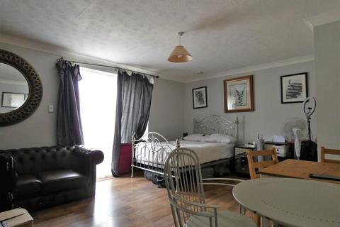 Flat 4, Grange House Grange Road, Gravesend, DA11 0EB