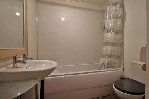 Flat 4, Grange House Grange Road, Gravesend, DA11 0EB