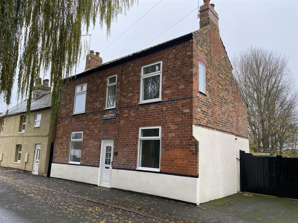 High Street, Hook, Goole 2 bed cottage £850 pcm (£196 pw)