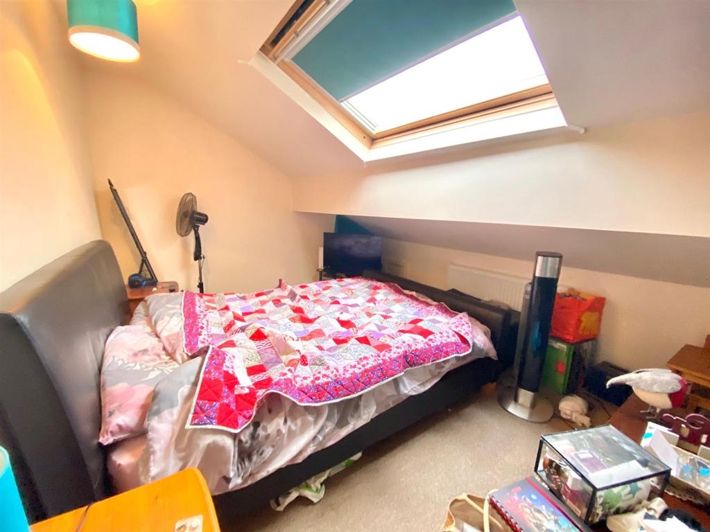 Loft bedroom.jpg
