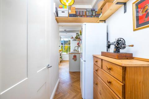 6d Albert Park, Bristol, BS6 5NE