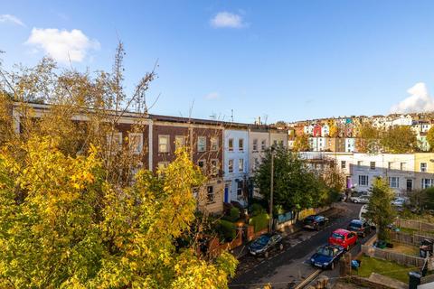 6d Albert Park, Bristol, BS6 5NE