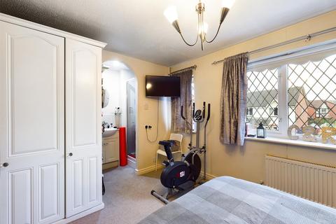 3 Priory Close, Burscough, Ormskirk, L40 7UY