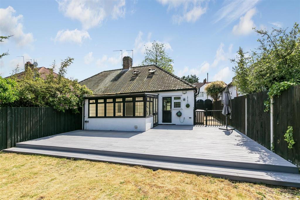 Waverley Avenue, Twickenham 3 bed semidetached house for sale £625,000