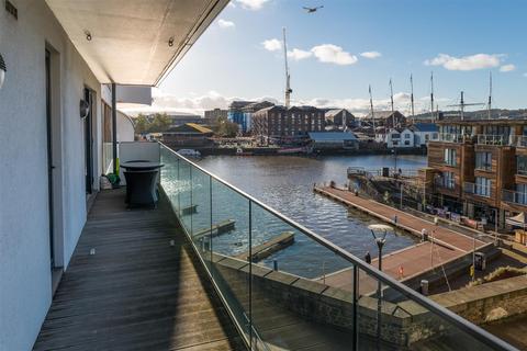 3 bedroom apartment for sale - Millennium Promenade, Harbourside, Bristol, BS1