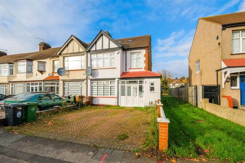 4 bedroom house for sale - Normanshire Drive, Chingford