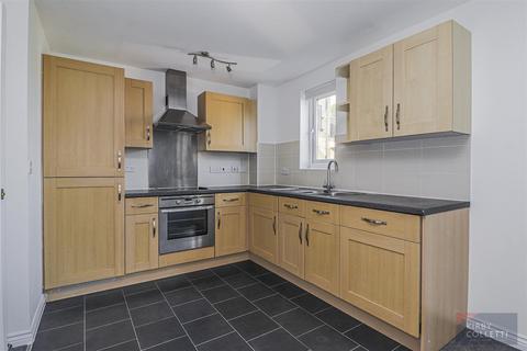 undefined, Waterfall Close, Hoddesdon