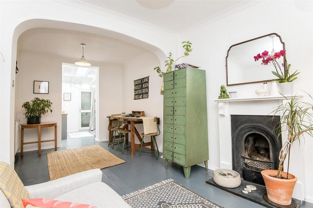 Albion Place, Exeter 3 bed terraced house £335,000