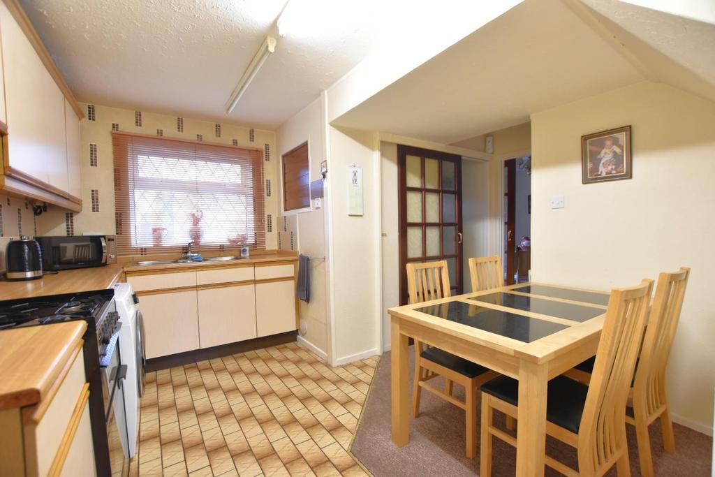 Kitchen / DIner