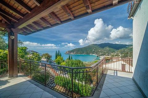4 bedroom villa - Moneglia, Liguria