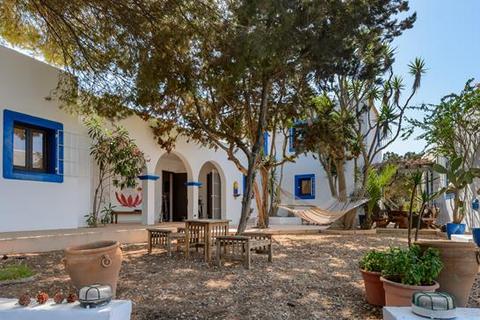 4 bedroom villa, Cap de Barbaria, Formentera, Illes Balears