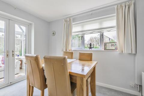 115 Schofield Avenue, Witney, OX28 1JR