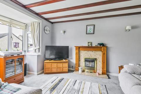 115 Schofield Avenue, Witney, OX28 1JR