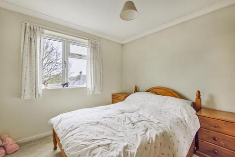 115 Schofield Avenue, Witney, OX28 1JR