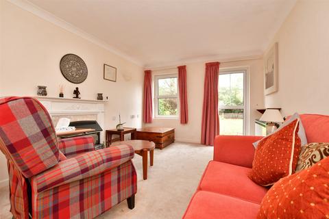 1 bedroom ground floor flat for sale - Roebuck Close, Reigate, Surrey