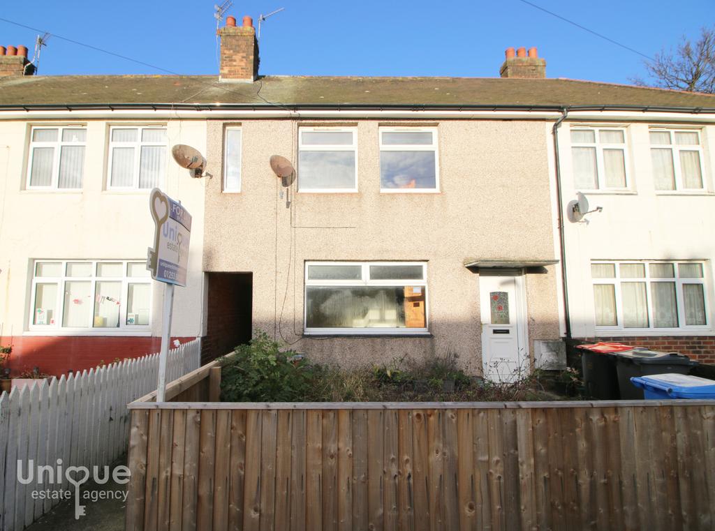 Hazel Avenue, Fleetwood, FY7 3 bed terraced house £50,000