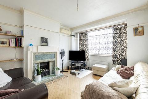 3 bedroom terraced house for sale - Milborough Crescent, Lee