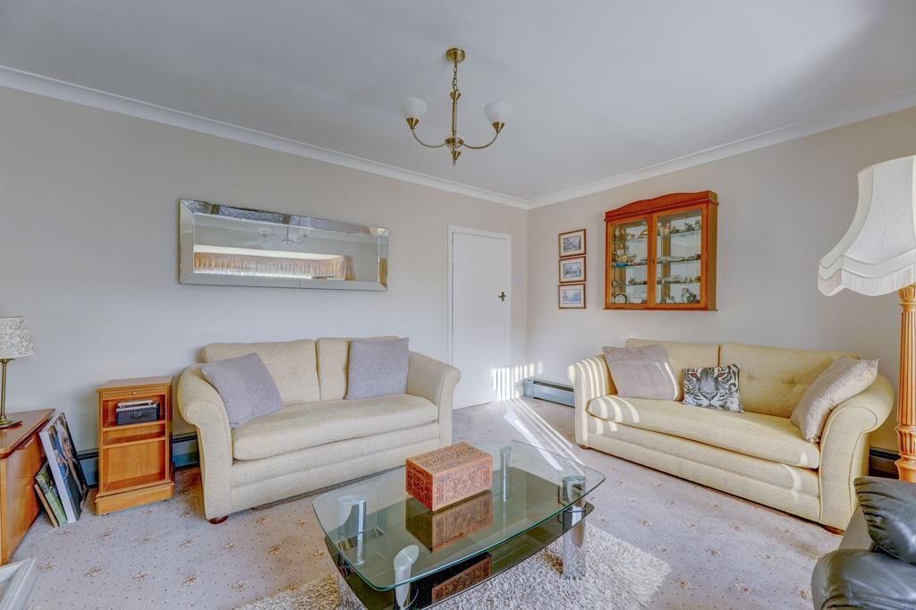 Bills Lane, Shirley, B90 3 bed detached house for sale £525,000