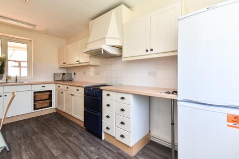 4 bedroom end of terrace house to rent, Friends Road, Norwich, NR5